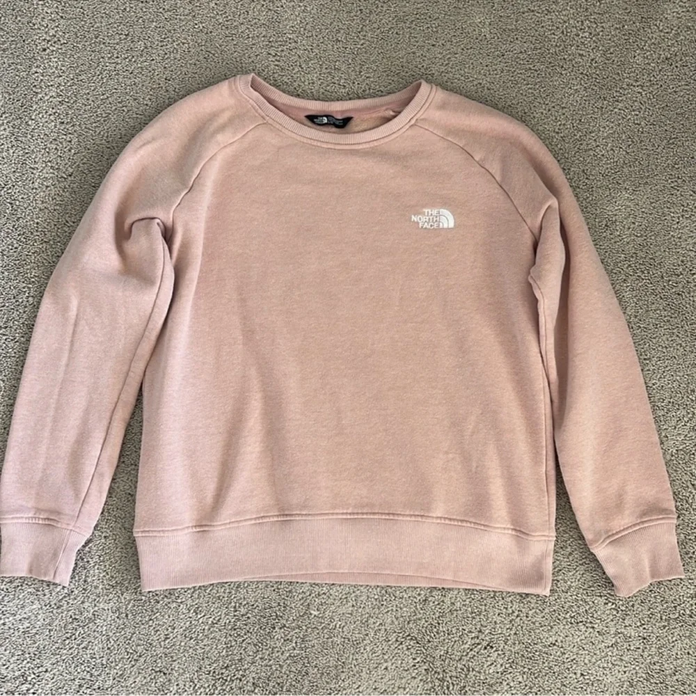 Woman’s The North Face sweatshirt